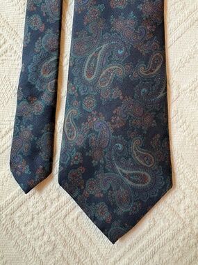 Vintage Saddle Club 100% Silk Paisley Tie